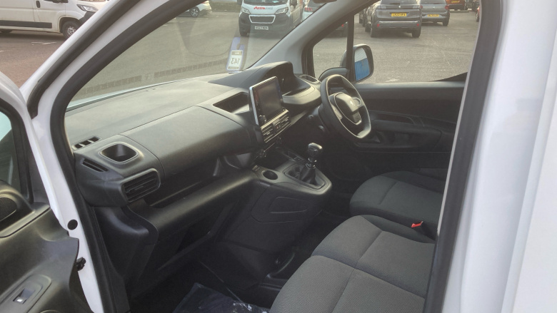 Peugeot Partner Long Diesel 950 1.5 BlueHDi 100 Professional Prem Van [6Speed]